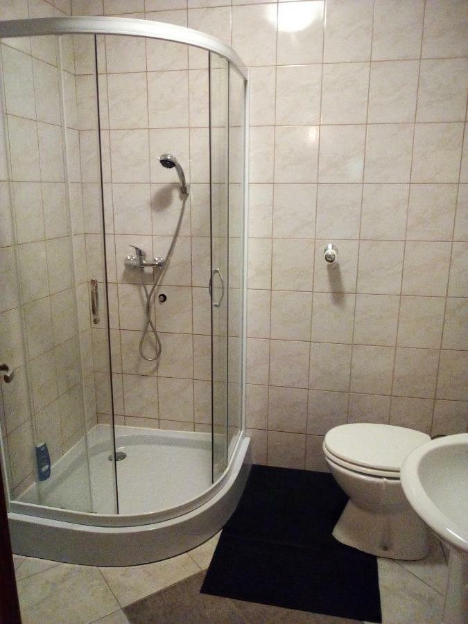 Studio Apartman Hrast Seline Kültér fotó